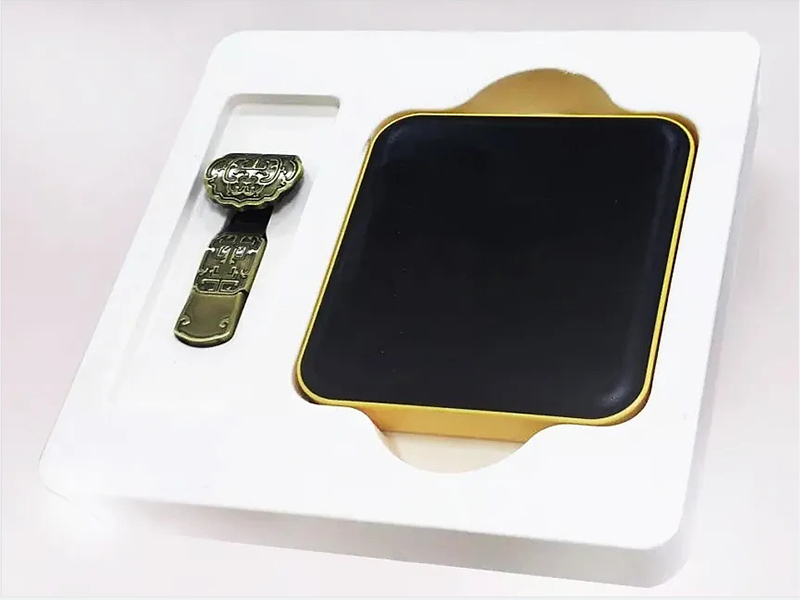 What are the advantages and disadvantages of wet-pressed paper trays in packaging applications?