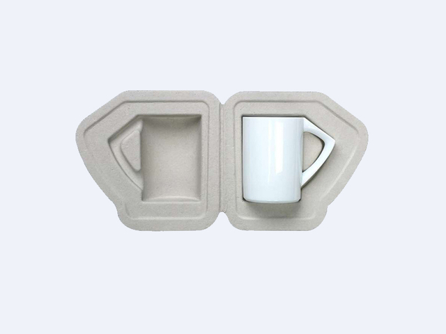 Cup with white wet pressed paper tray