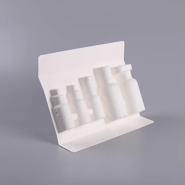 Các nhà sản xuất khay bột đúc cho bình xịt chăm sóc da